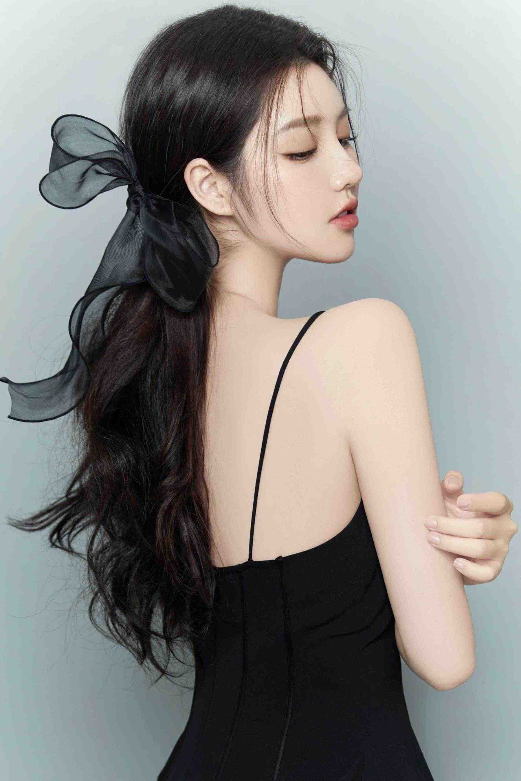好运砸头！我被霸道女总堵截求婚(刘明马莉)浏览