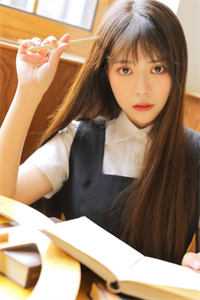 重生后他要放手，我跪求赐婚追疯了(楚定驰楚良)什么小说