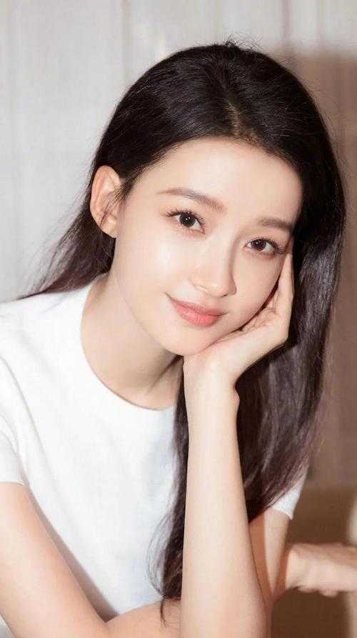 诡手按摩师的主角是(蓉蓉小莹)