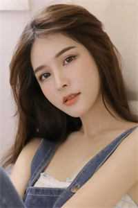 从天而降，我成了女帝的贴身护卫(秦枫圣子泉)完结+番外